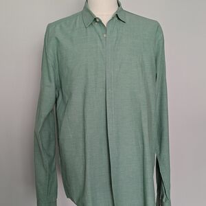 H&M Casual Sage Button Down Shirt